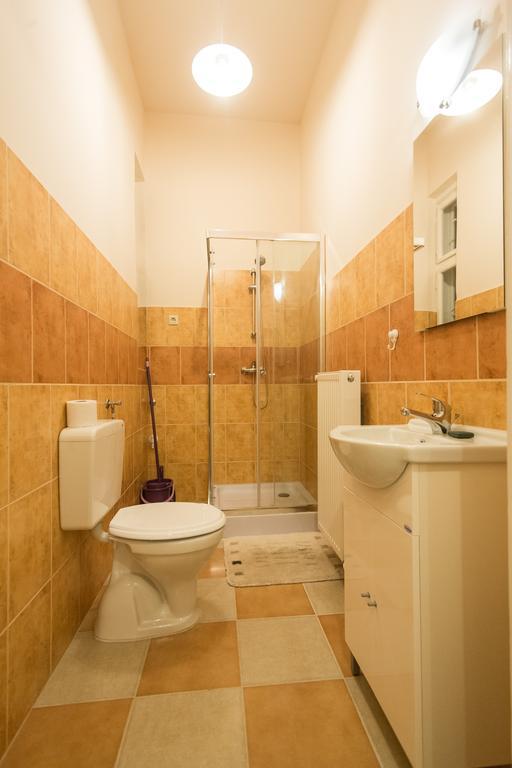 Riverside City Budapest Luaran gambar